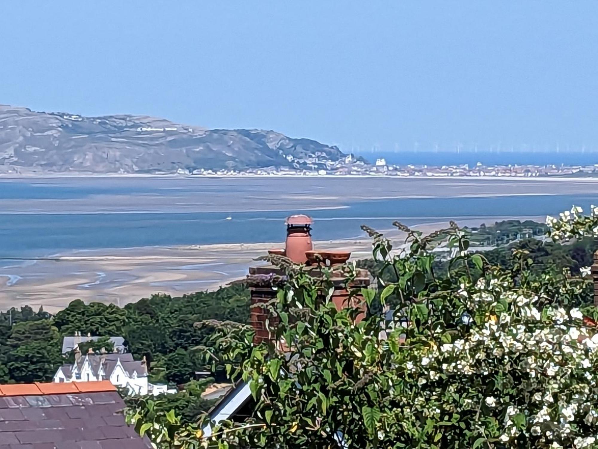 Fantastic Sea Views At Century'S Old Alma'S Cottage - Sleeps Up To 8 Guests Penmaen-mawr Екстериор снимка