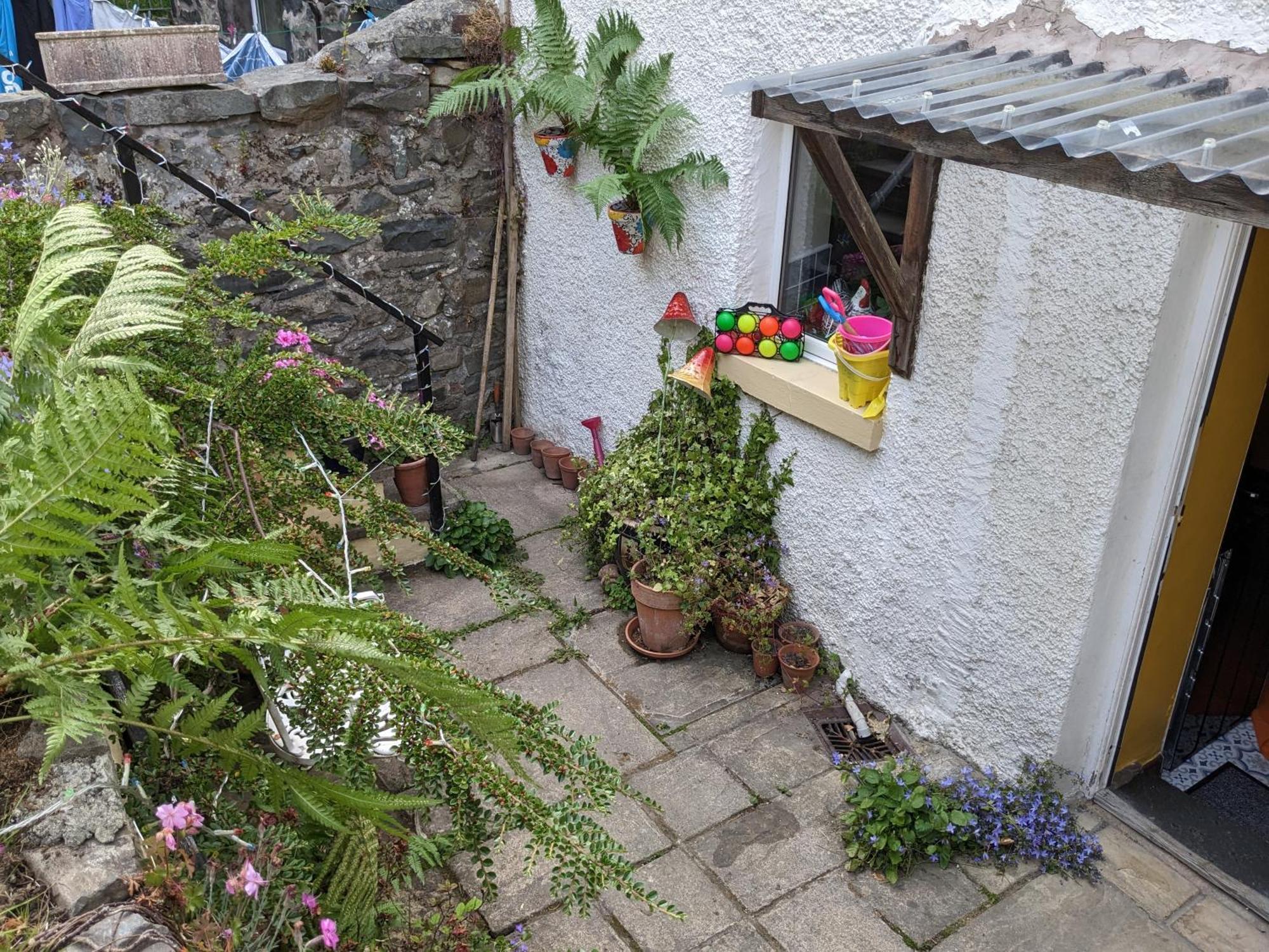 Fantastic Sea Views At Century'S Old Alma'S Cottage - Sleeps Up To 8 Guests Penmaen-mawr Екстериор снимка